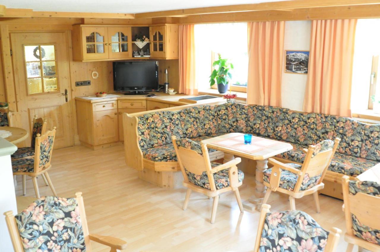 Hotel Zum Hirschen Leutasch Buitenkant foto