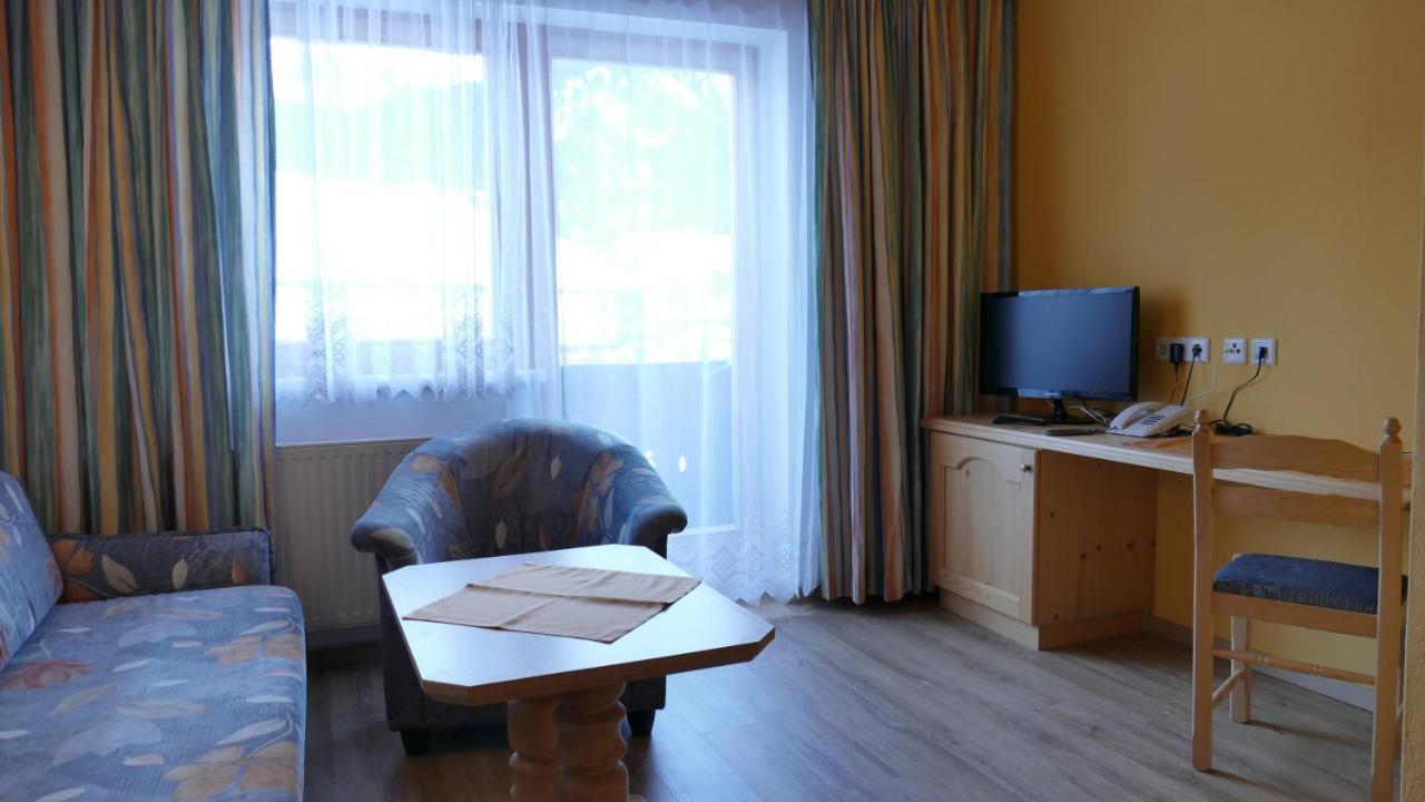 Hotel Zum Hirschen Leutasch Buitenkant foto